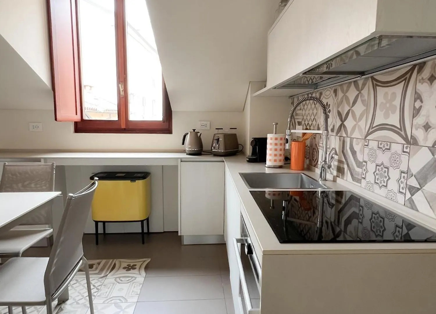 Comecasa 10 Minutes Walk From Duomo 2 Bedroom Apartment Milan 0*,  Italy