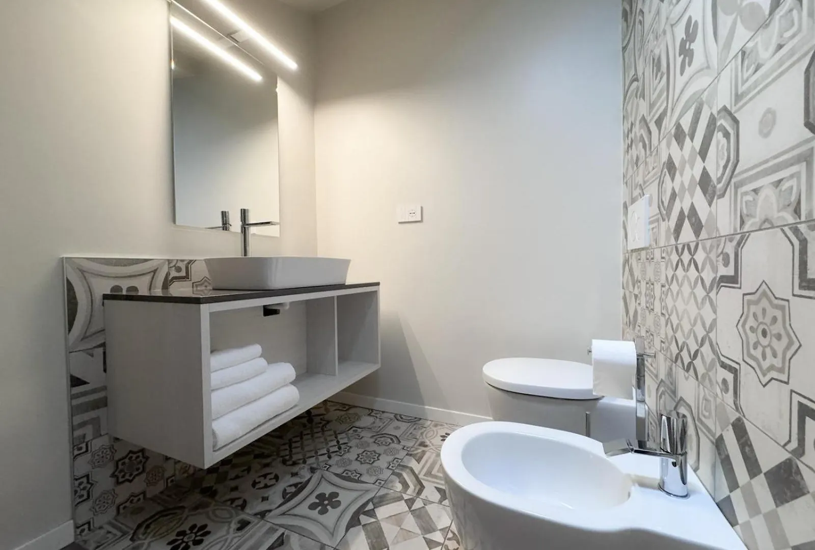 Comecasa 10 Minutes Walk From Duomo 2 Bedroom Apartment Milan