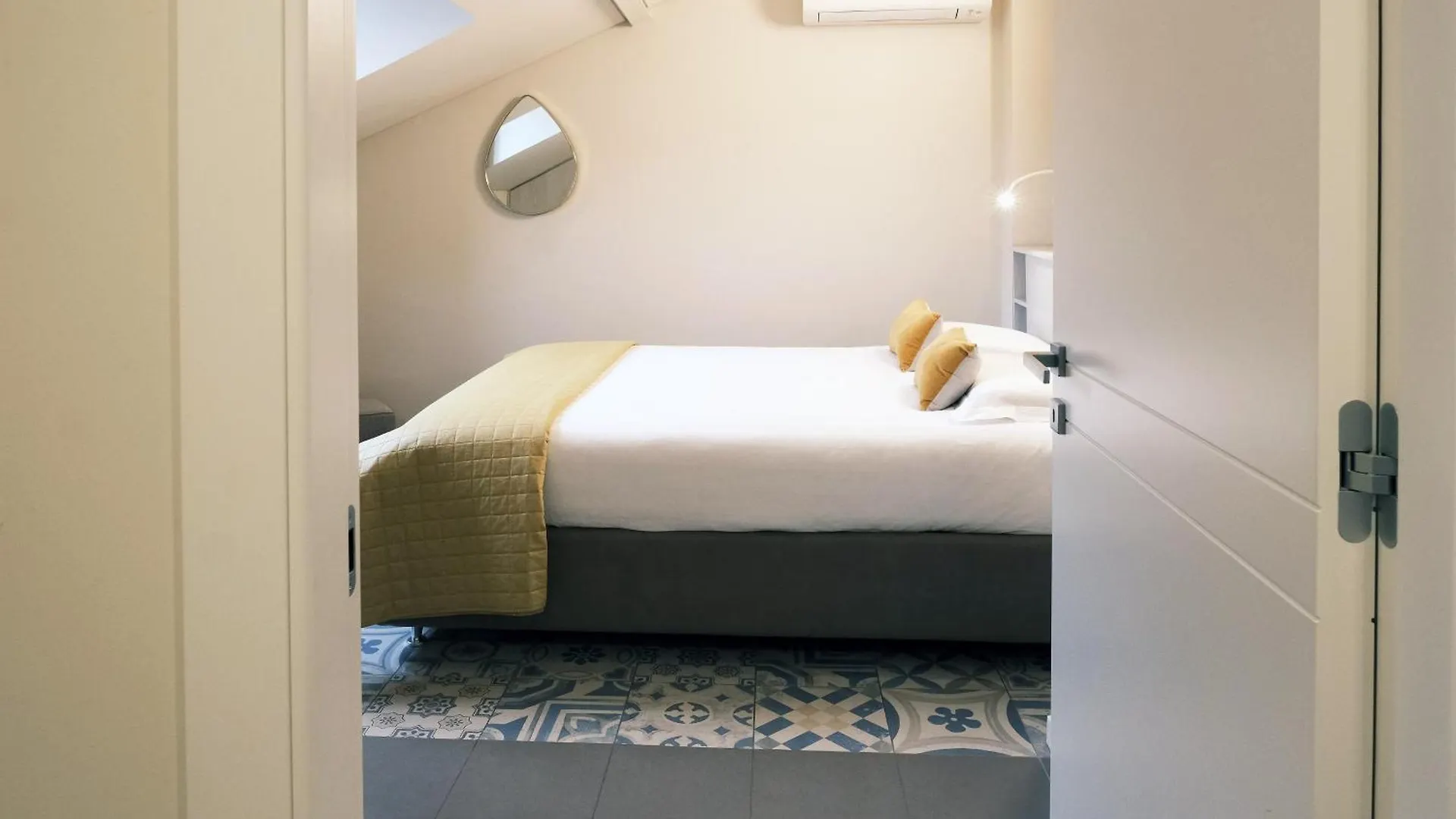 Comecasa 10 Minutes Walk From Duomo 2 Bedroom Apartment Milan