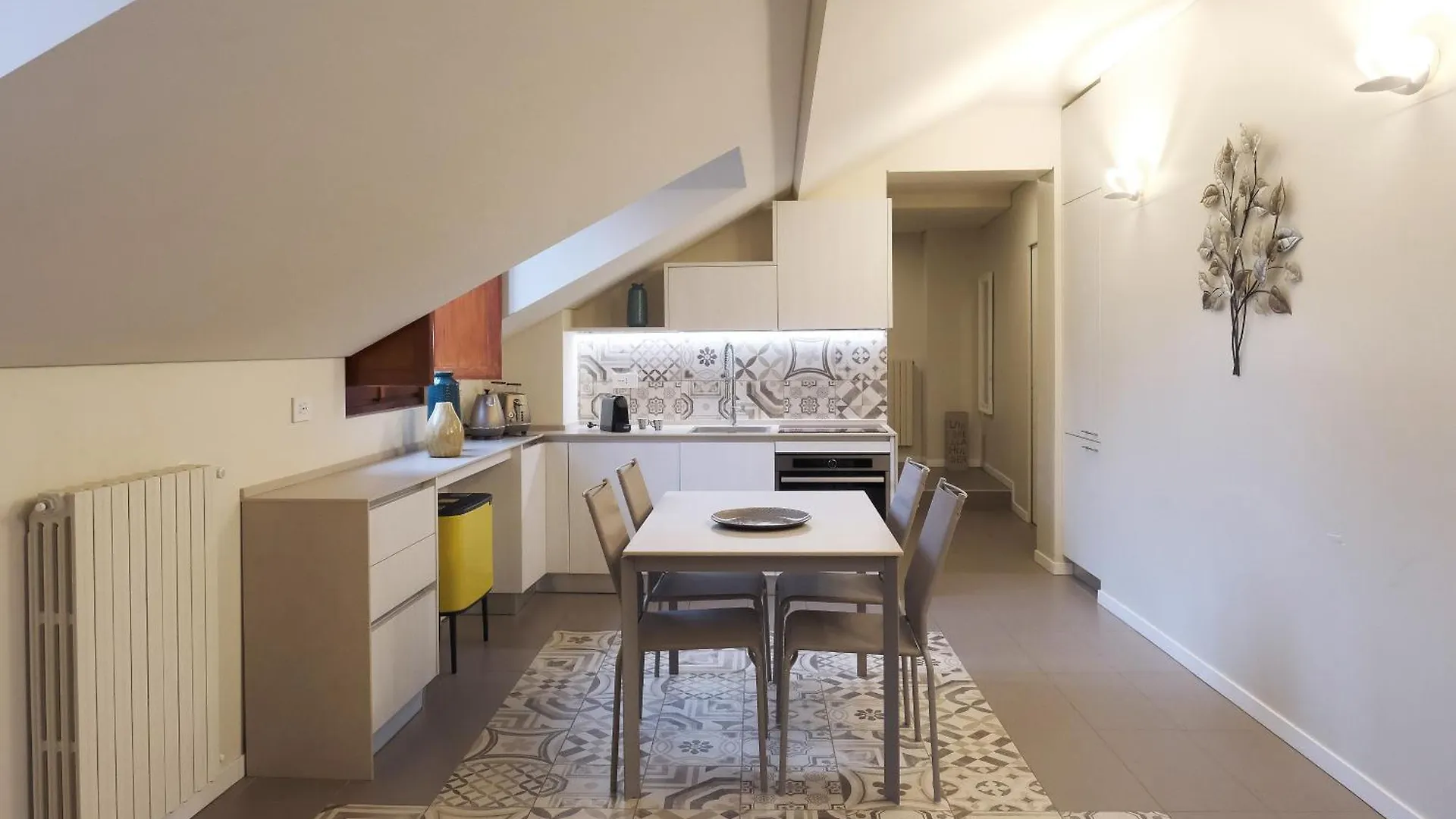 Comecasa 10 Minutes Walk From Duomo 2 Bedroom Apartment Milan