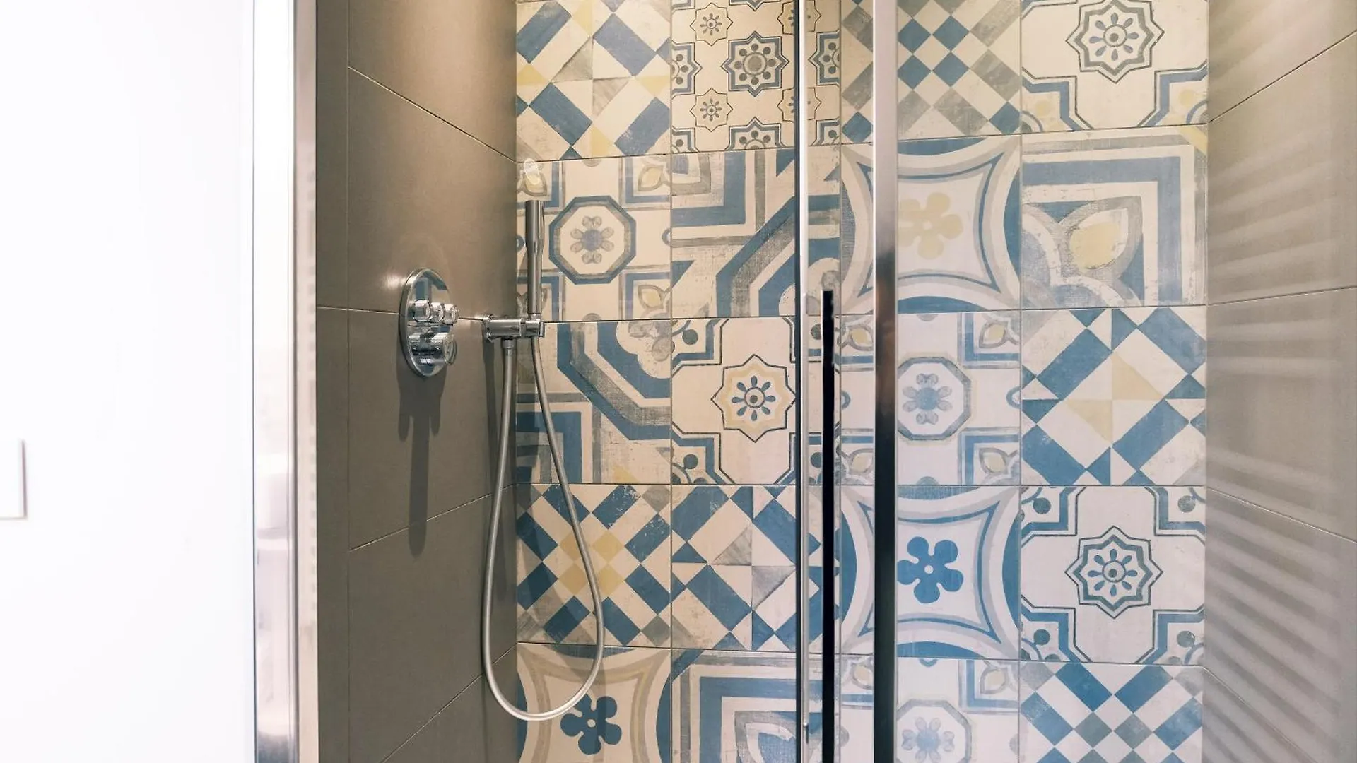 Comecasa 10 Minutes Walk From Duomo 2 Bedroom Apartment Milan